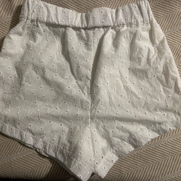 Francesca’s eyelet shorts - Picture 2 of 3